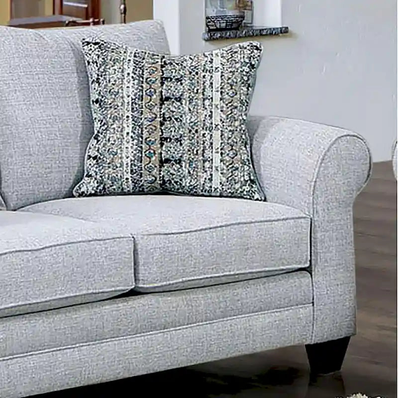 Causeuse en tissu gris avec coussins d'appoint