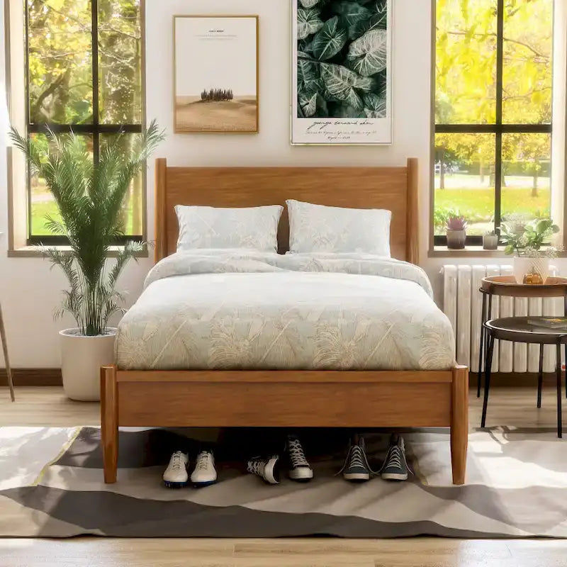 Lit plateforme Queen Size en bois style Mid-century moderne avec pieds fuselés